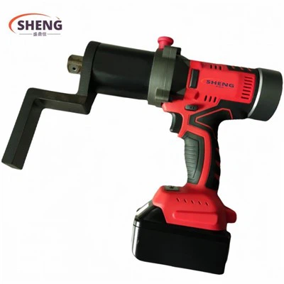 Akumulatorski momentni imbus ključ za visoke čelične konstrukcije